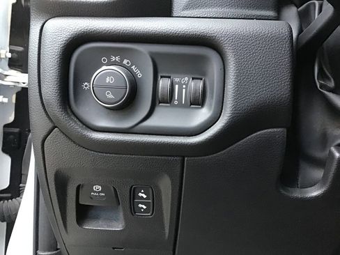 Used 2025 RAM 1500 Big Horn image 26