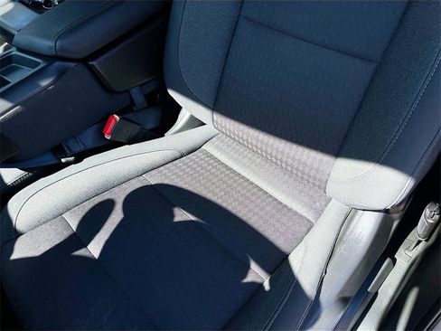 Used 2023 Chevrolet Silverado 1500 Custom image 19