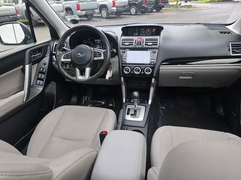 Used 2017 Subaru Forester 2.5i Limited AWD/4WD image 14