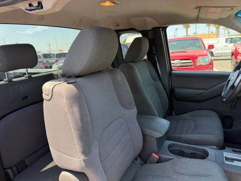 Used 2013 Nissan Frontier S RWD image 28