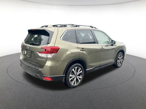 Certified 2023 Subaru Forester Limited AWD/4WD image 7