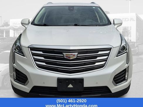 Used 2017 Cadillac XT5 Luxury w/ Driver Awareness Package FWD image 5