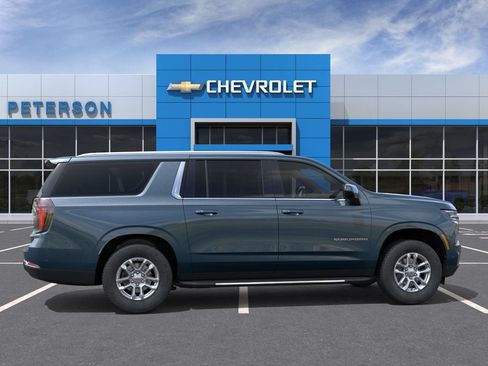 New 2026 Chevrolet Suburban LS w/ Max Trailering Package AWD/4WD image 4