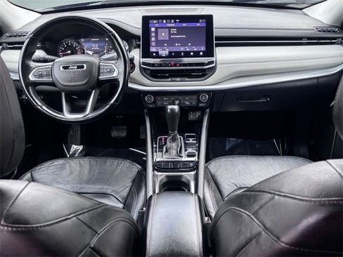 Certified 2022 Jeep Compass Limited image 41