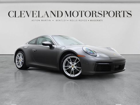 Used 2021 Porsche 911 Carrera RWD image 1