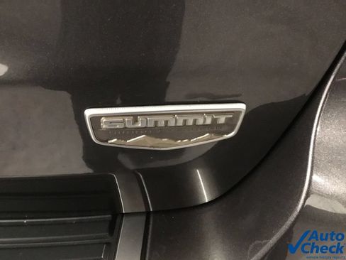 Used 2017 Jeep Grand Cherokee Summit w/ Platinum Series Group AWD/4WD image 16