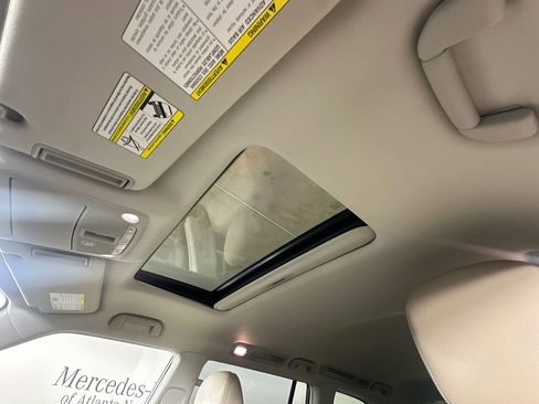 Used 2019 Nissan Armada SL w/ Premium Package RWD image 8