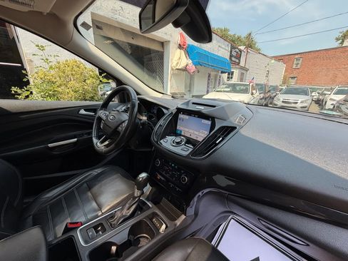 Used 2017 Ford Escape Titanium AWD/4WD image 42