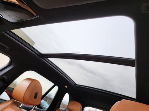 Used 2021 BMW X5 xDrive40i w/ M Sport Package image 20