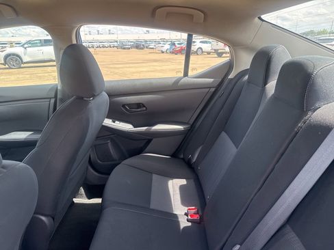 Certified 2025 Nissan Sentra SV FWD image 33