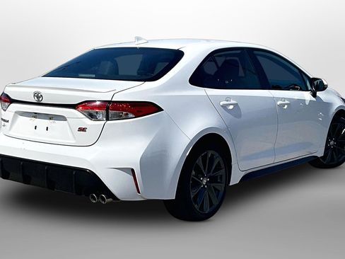Used 2025 Toyota Corolla SE FWD image 11