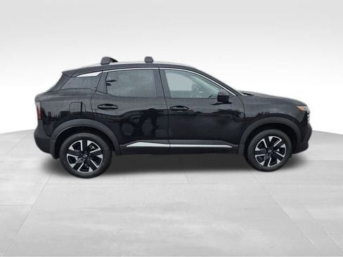 New 2026 Nissan Kicks SV w/ SV Premium Package image 8