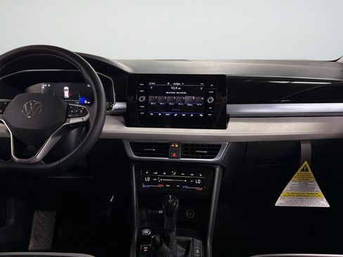 New 2026 Volkswagen Taos SE AWD/4WD image 34