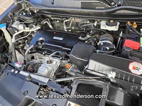 Used 2017 Honda CR-V LX image 18