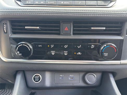 Used 2021 Nissan Rogue S AWD/4WD image 17