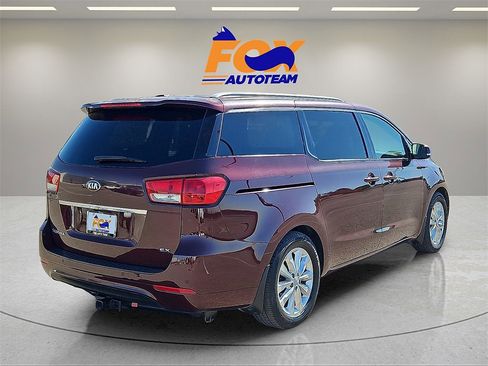 Used 2018 Kia Sedona EX image 5