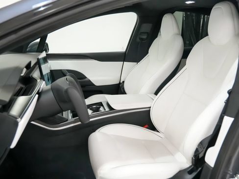 Used 2022 Tesla Model X Plaid AWD/4WD image 5