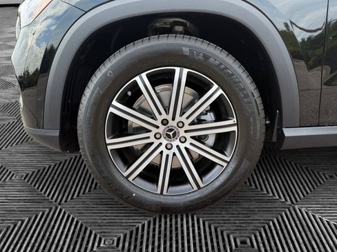 Certified 2026 Mercedes-Benz GLE 350 4MATIC image 9