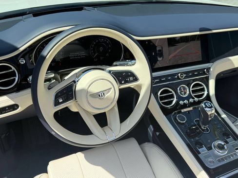 New 2026 Bentley Continental GTC AWD/4WD image 32