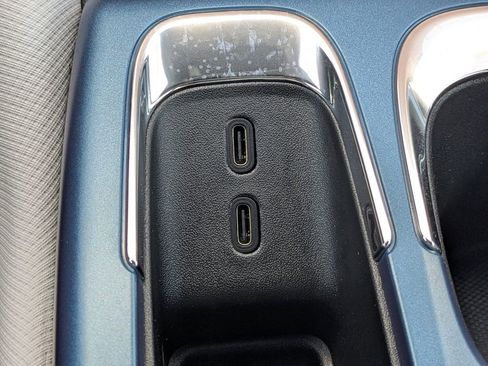 New 2026 Chevrolet Equinox EV LT image 25