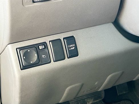 Used 2021 Nissan Frontier SV w/ Midnight Edition Floor Mats RWD image 10