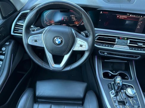 Used 2019 BMW X7 xDrive50i image 18