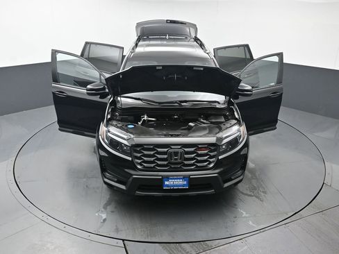 Certified 2022 Honda Passport TrailSport image 60