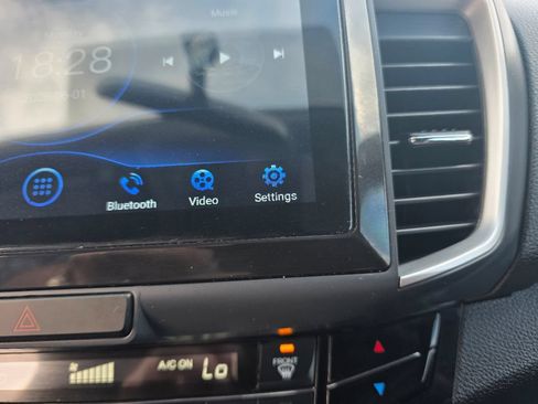 Used 2017 Honda Accord LX image 35