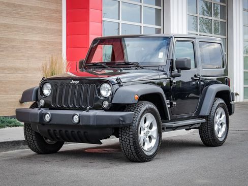 Used 2018 Jeep Wrangler Sport AWD/4WD image 7