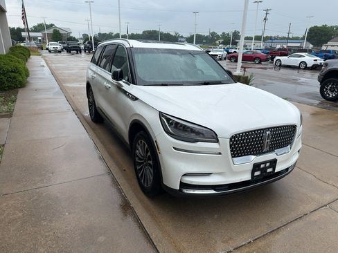 Used 2023 Lincoln Aviator Reserve w/ Elements Package Plus AWD/4WD image 3