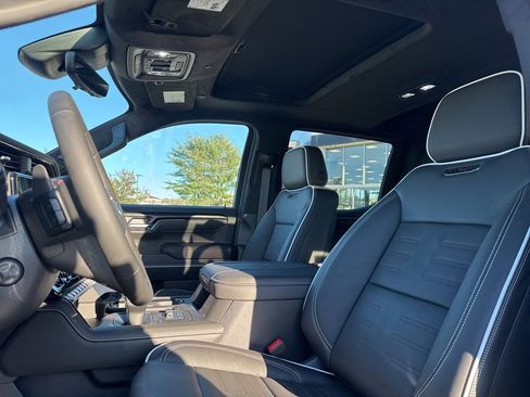 New 2026 GMC Sierra 1500 AT4X image 16