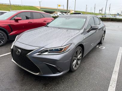 Used 2021 Lexus ES 350 F Sport w/ Accessory Package 2