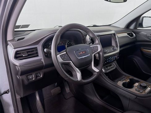 Used 2023 GMC Acadia SLE w/ Driver Convenience Package AWD/4WD image 9
