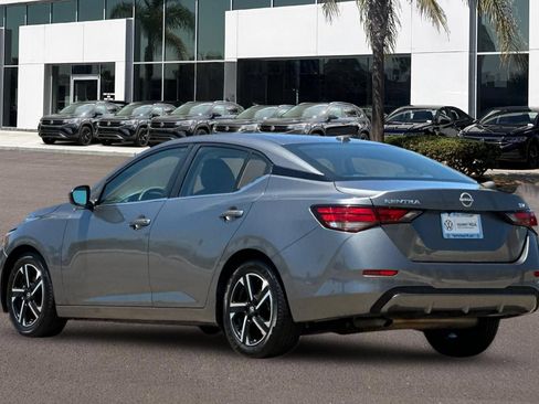 Used 2024 Nissan Sentra SV FWD image 5