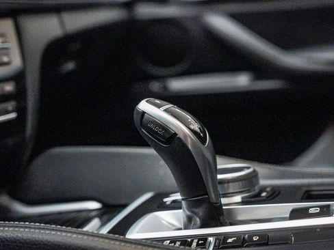 Used 2019 BMW X6 sDrive35i image 25