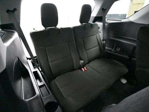 Used 2022 Ford Explorer XLT w/ Class IV Trailer Tow Package image 44