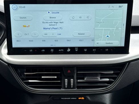 Certified 2025 Ford Escape Active w/ Tech Pack #1 FWD image 12