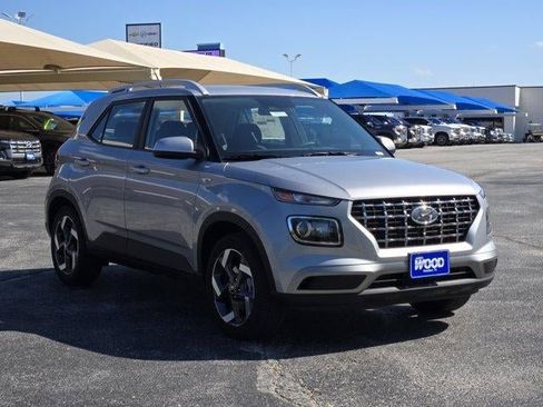 New 2026 Hyundai Venue SEL image 2