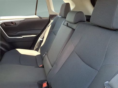 Used 2024 Toyota RAV4 LE AWD/4WD image 14