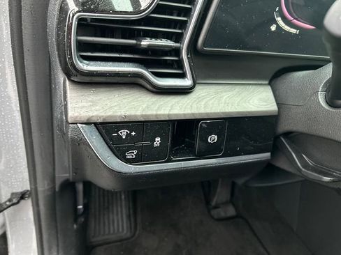 Used 2023 Kia Sportage X-Line w/ X-Line Premium Package image 15