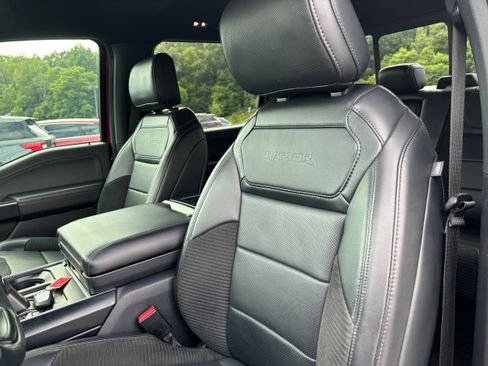 Used 2023 Ford F150 Raptor image 11