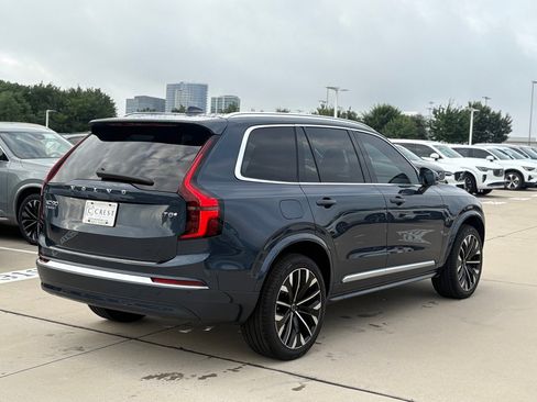 New 2026 Volvo XC90 T8 Plus image 4