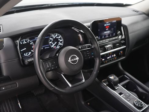 Used 2023 Nissan Pathfinder SV w/ Black Appearance Package AWD/4WD image 22