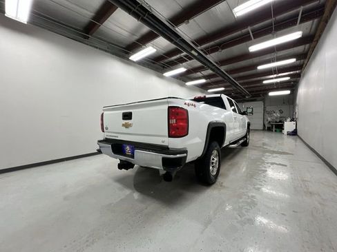 Used 2018 Chevrolet Silverado 2500 LT image 8