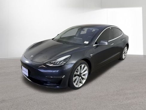 Used 2018 Tesla Model 3 Long Range image 24