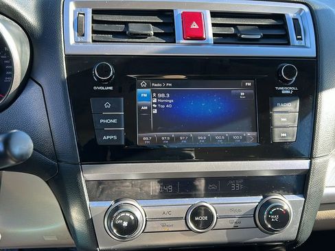 Used 2018 Subaru Outback 2.5i image 16