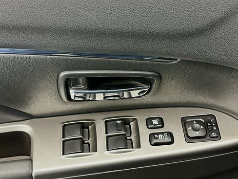 Used 2025 Mitsubishi Outlander Sport SE image 15