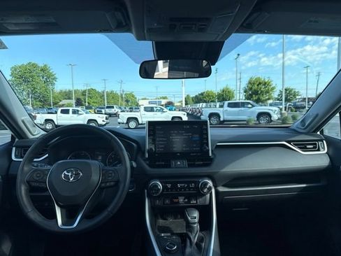 Used 2022 Toyota RAV4 XLE Premium AWD/4WD image 13