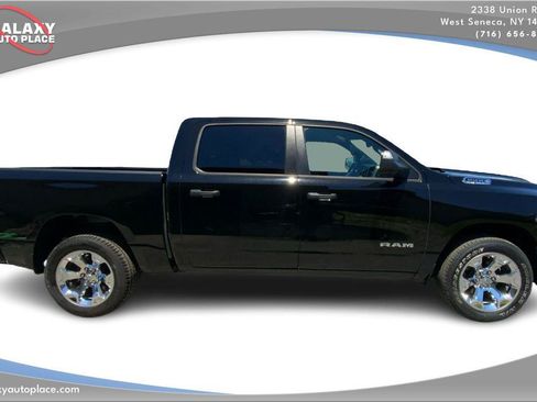 Used 2024 RAM 1500 Big Horn w/ Trailer Tow Group AWD/4WD image 4