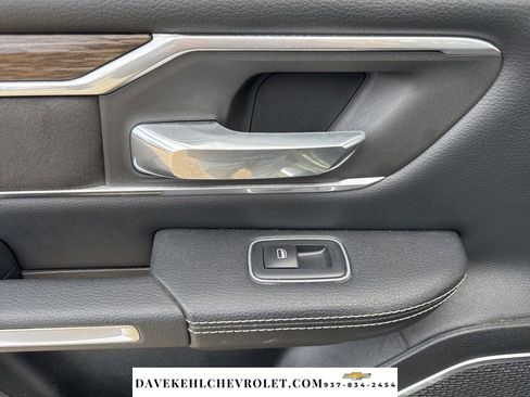 Used 2020 RAM 1500 Laramie AWD/4WD image 21